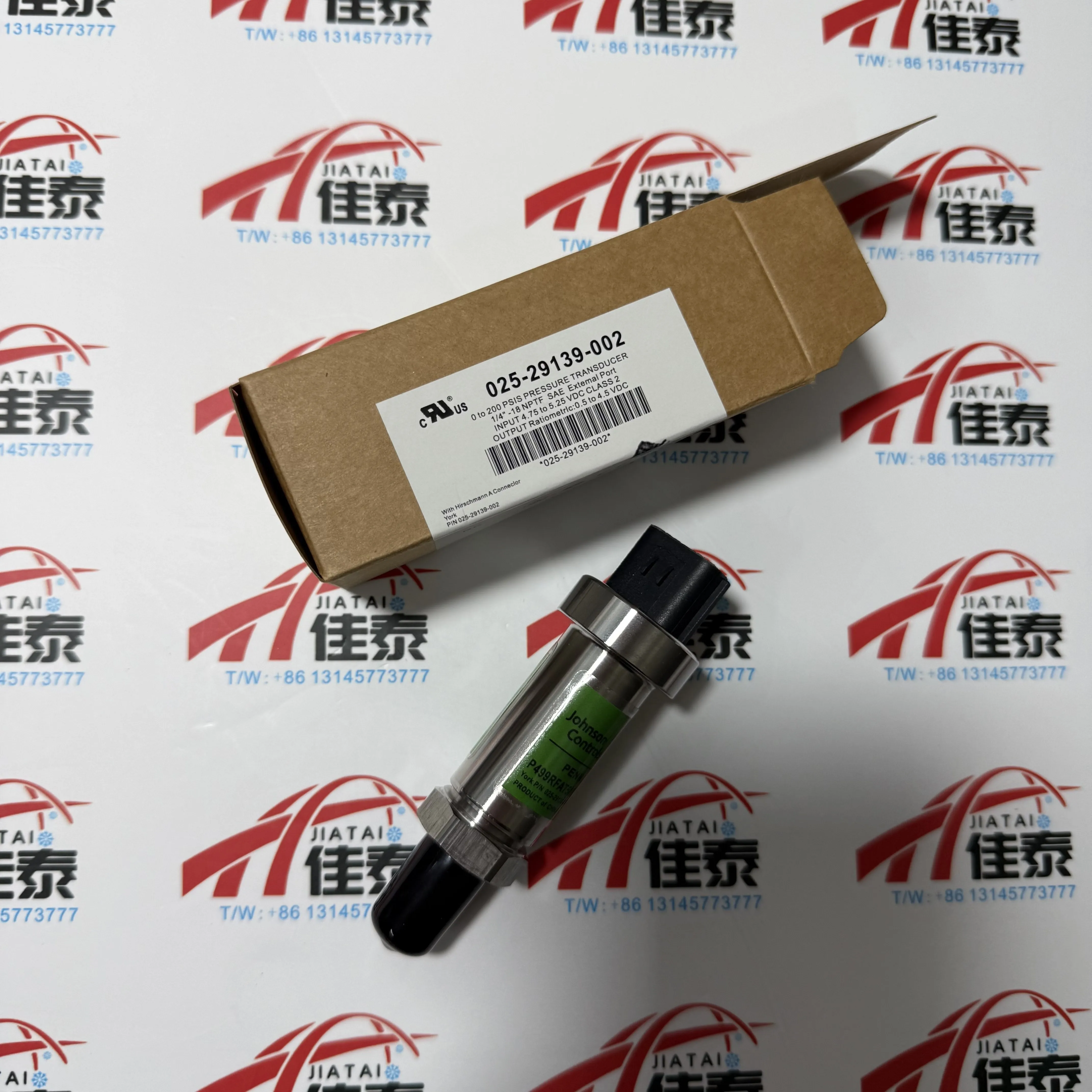 El 025-29139-002 es un sensor de presión con un rango de voltaje de entrada de 4.75 a 5.25 VDC y un rango de voltaje de salida de 0.5 a 4.5 VDC.