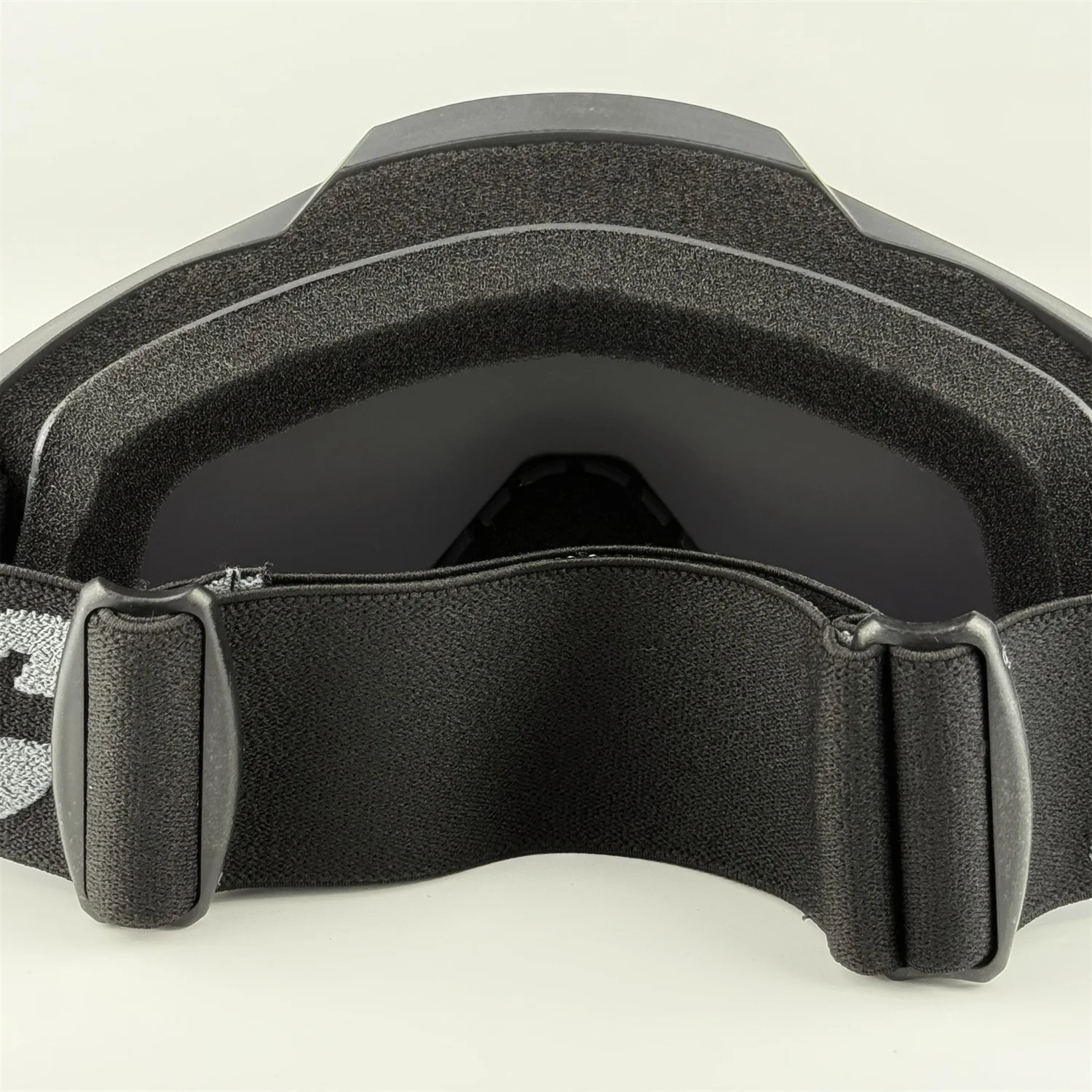 100 يندبروف الترابية دراجة نارية نظارات في الهواء الطلق الغبار موتوكروس الحرب لعبة الصيد الدراجات نظارات التركيب عدسة ملونة