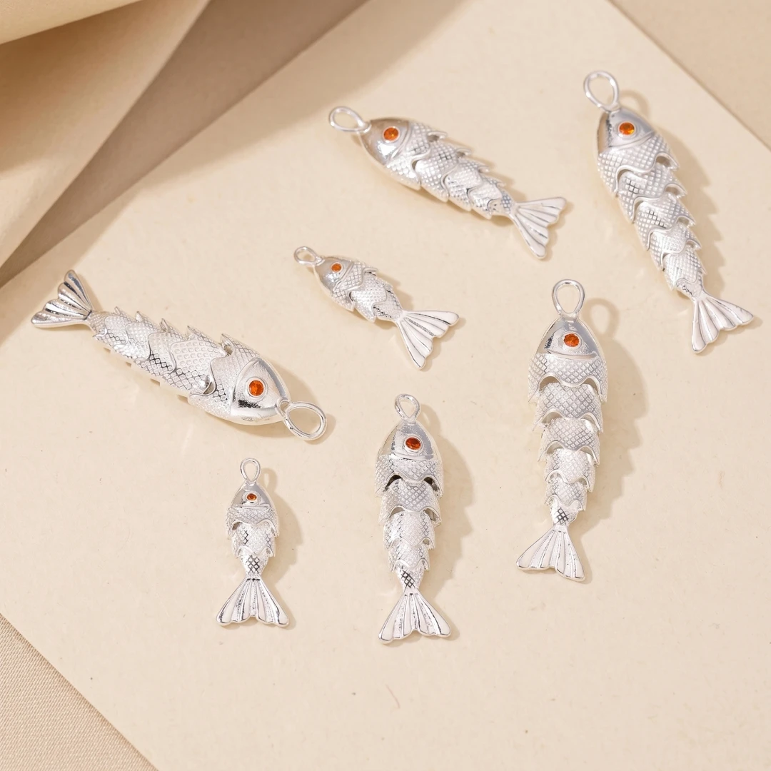 2pcs 18K Gold Brass Ocean Jewelry Pendants Multicolor Fish Animal Movable Cubic Zirconia Charms For DIY Necklace Making view 3