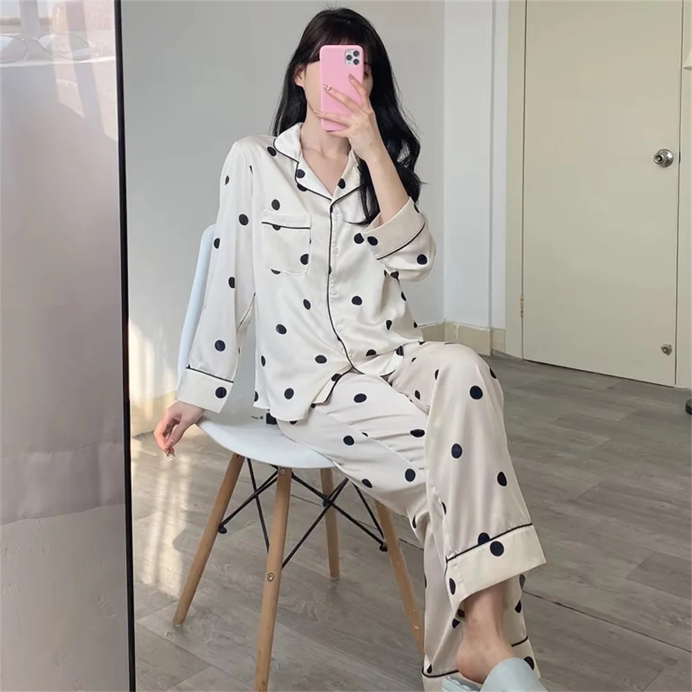 Ladies Long Sleeve Loose Pajama Ice Home Wear Pants Lapel Cardigan Imitation Silk Autumn And Winter Polka Dot Pajama Set