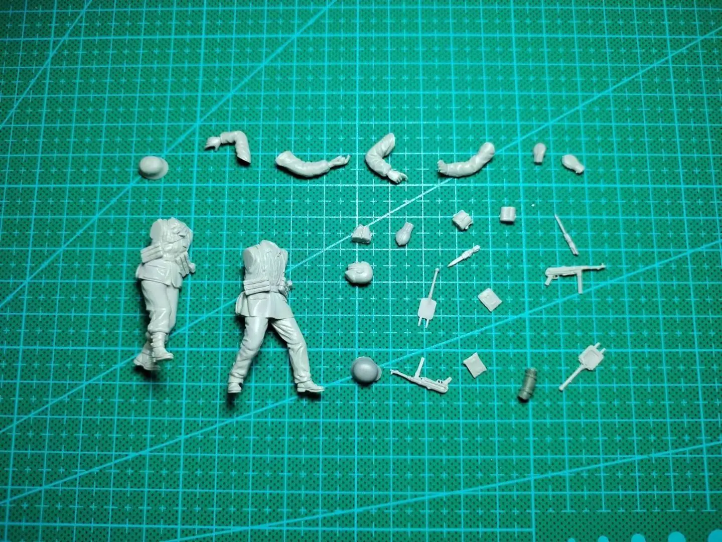 1/35 Resin Model Figure GK，German soldier,  Unassembled and unpainted kit