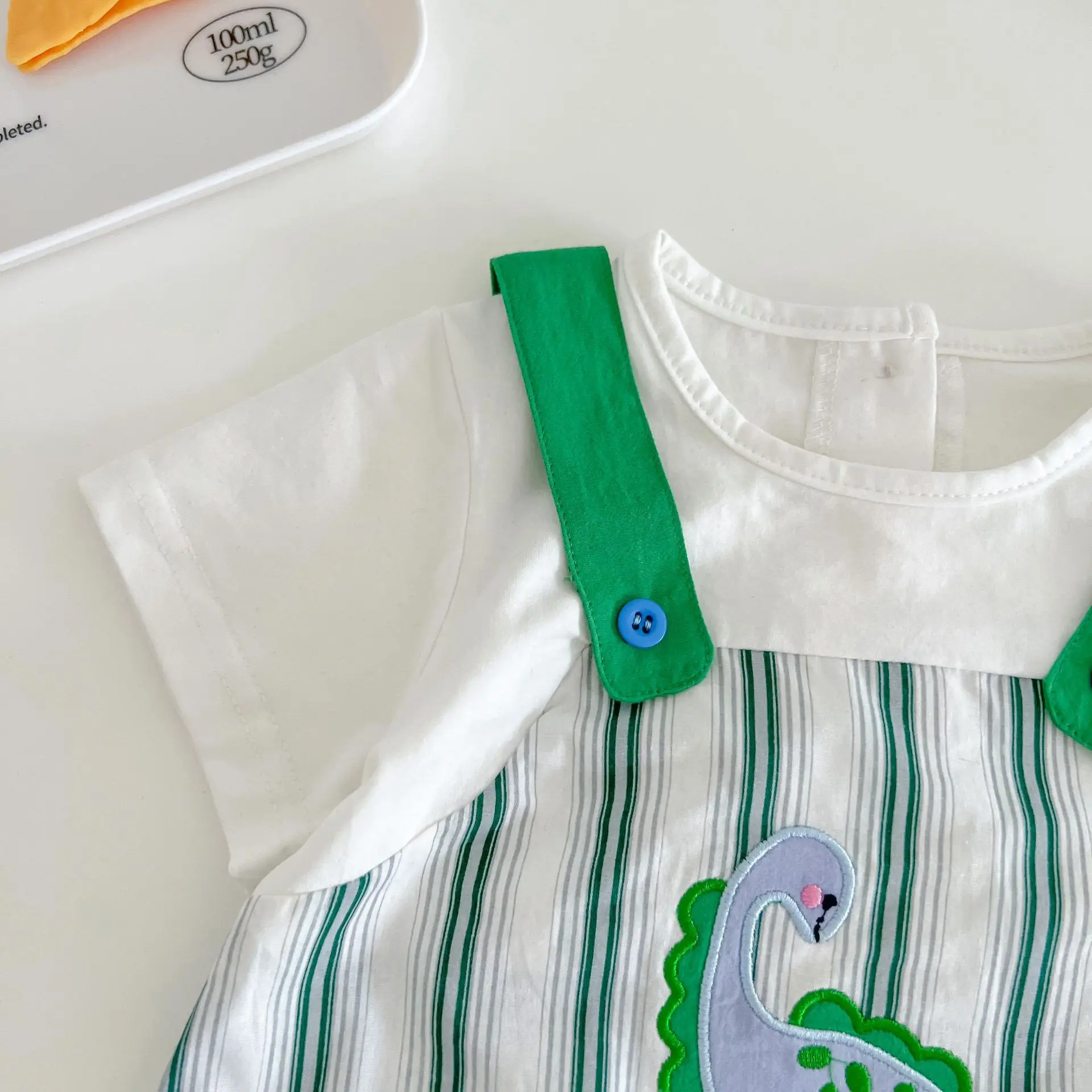 Summer Newborn Infant Baby Boy Romper Cute embroidery Dinosaur Muslin streak Rompers Kids Onepiece Fashion Baby Clothing