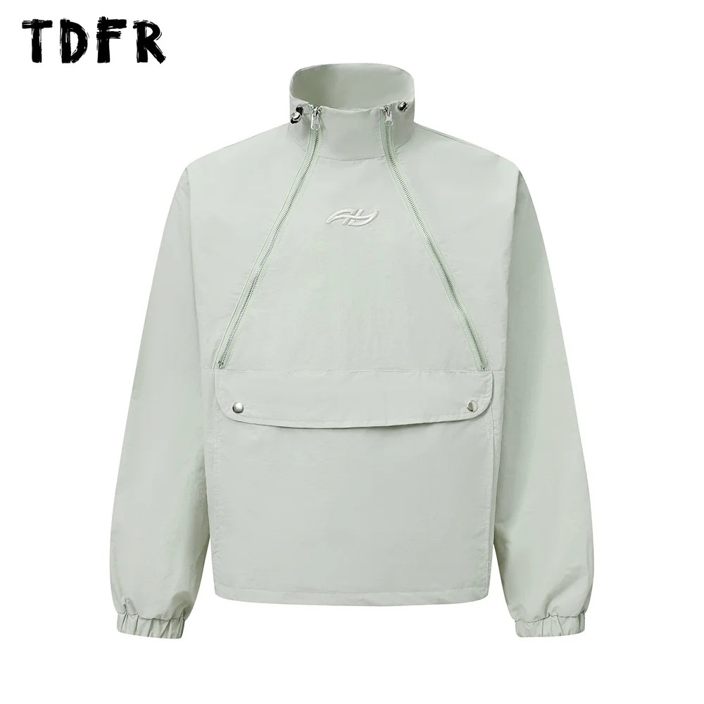 

Zipper Spliced Embroidery Jacket Mens Pocket Autumn Safari Style Drawstring Hem Stand collar Long Sleeve Windbreaker Men