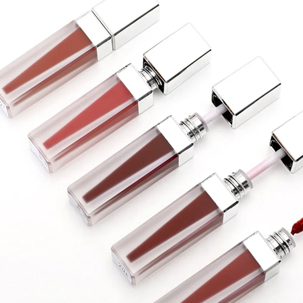 ฉลากส่วนตัวลิปกลอส 6 สีโลโก้ที่กําหนดเองPigment Lip Glaze Velvet Matte Whitening Bulk Lipsแต่งหน้าที่ไม่ซ้ํากันบรรจุภัณฑ์ขายส่ง