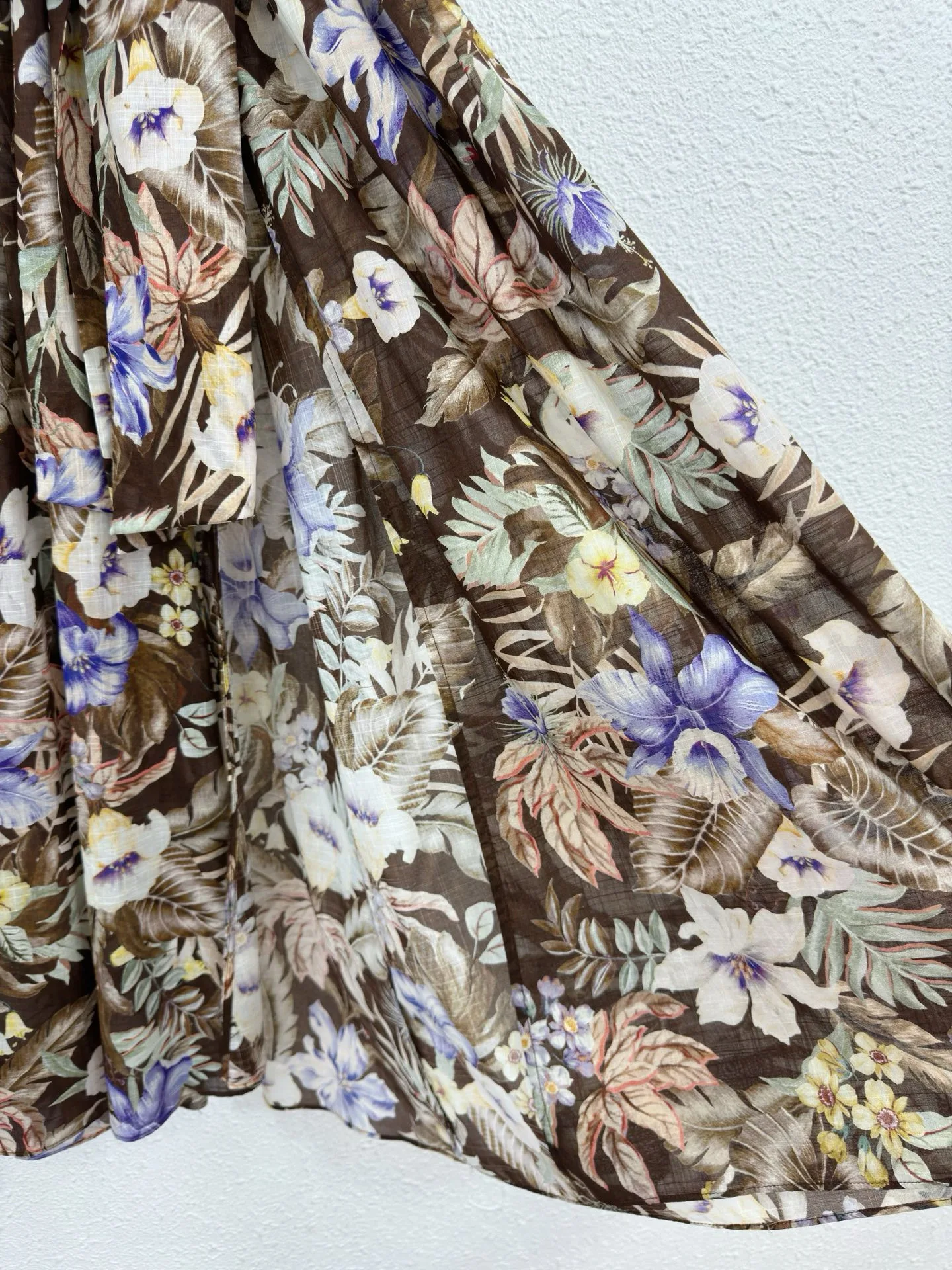 

Новые женские роскошные высококачественные асимметричные юбки-миди трапециевидной формы на шнуровке, милые сексуальные шикарные дизайнерские плавки для подиума, пляжный стиль, хлопок