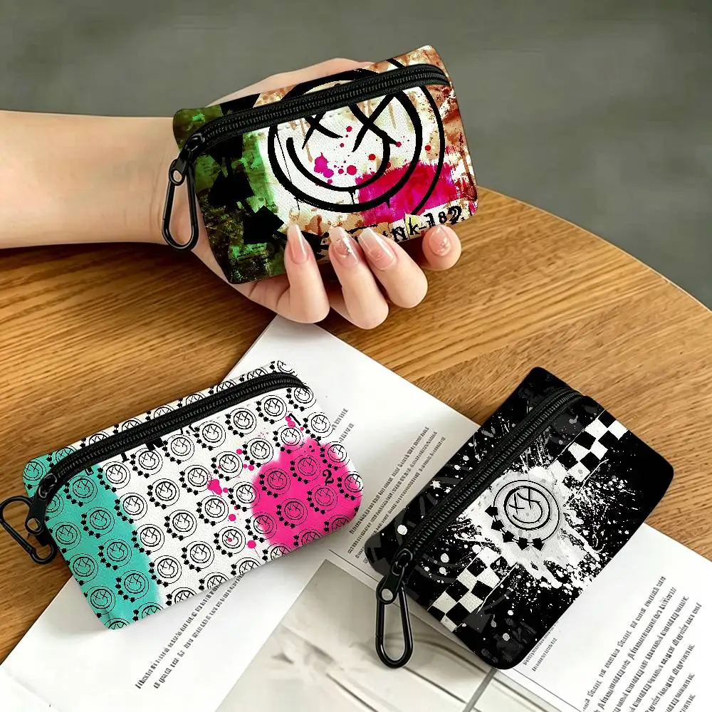 B-blink-182 Hot Band Wear-resistant Oxford Cloth Coin Purse Portable Backpack Hanging Card Storage Bag