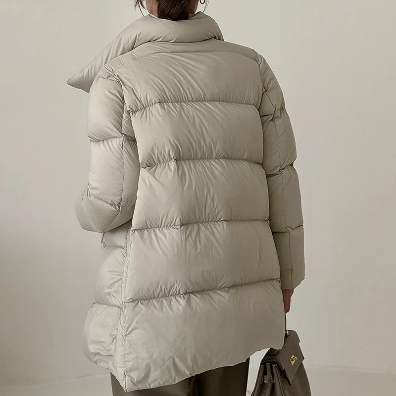 Schinteon المرأة الأبيض بطة أسفل سترة خفيفة لينة الخريف الشتاء الدافئة أبلى مع الوقوف طوق معطف فضفاض فاخر 2025 جديد #3