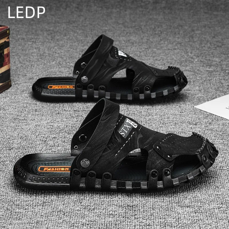 Slippers Men Fashion Beach Baotou Sandals Lazy Platform Outdoor Shoe Casual Flats Men Indoor House Men Jelly Slippers New Summer