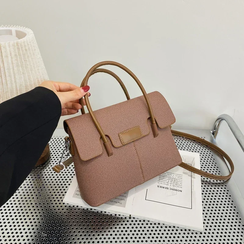 

Genuine Leather Women's Messenger Bag by Famous Designer for Ladies - Crossbody Shoulder Handbags Popular Elegant