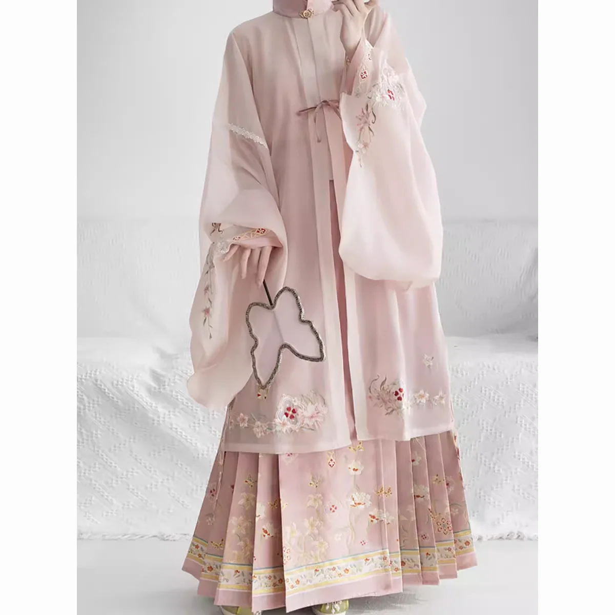 Hanfu Ming Littérature Nuage Épaule Stand-up UR Cardigan pour Femme, Visage de Cheval, Jupe Épingle à Cheveux, Ensemble de Fleurs, Nouveau