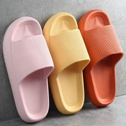 Dicke Plattform Badezimmer Hause Hausschuhe Frauen Mode Weiche Sohle EVA Innen Rutschen Frau Sandalen 2024 Sommer Nicht-slip Flip-flops