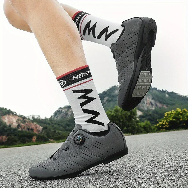 女性＆男性用通気性ラバーソールロードバイクシューズ - シンプルでスタイリッシュなスタイル、快適なソール、日常使いに滑り止め付き