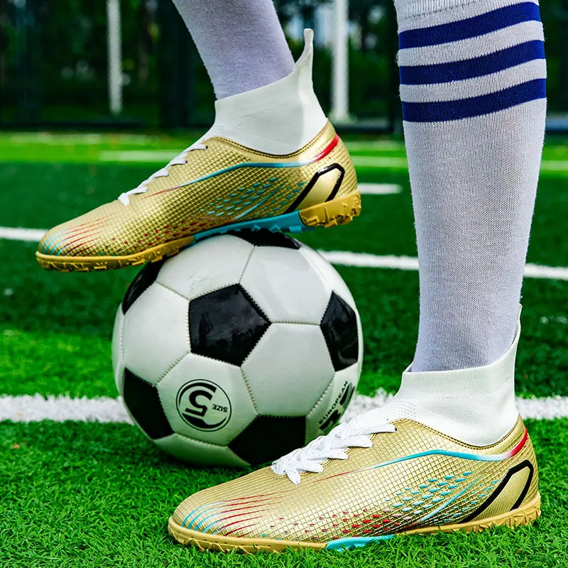 Herren schuhe 33-46 neue High-End-Fußballs chuhe Frühling plus Größe Turnschuhe lange Nieten atmungsaktive Trainings fußballs chuhe