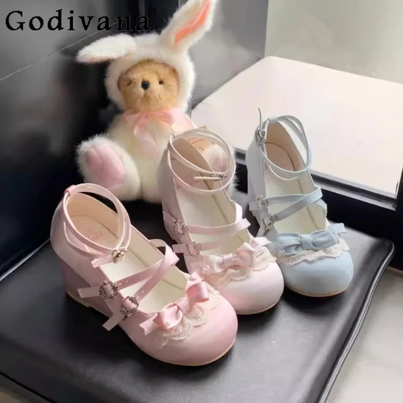 レディース向け和風ロリータシューズ 可愛いスイートドール ヴィンテージ ハイヒールパンプス 女性用 春夏 ピンクのリボンレースシューズ