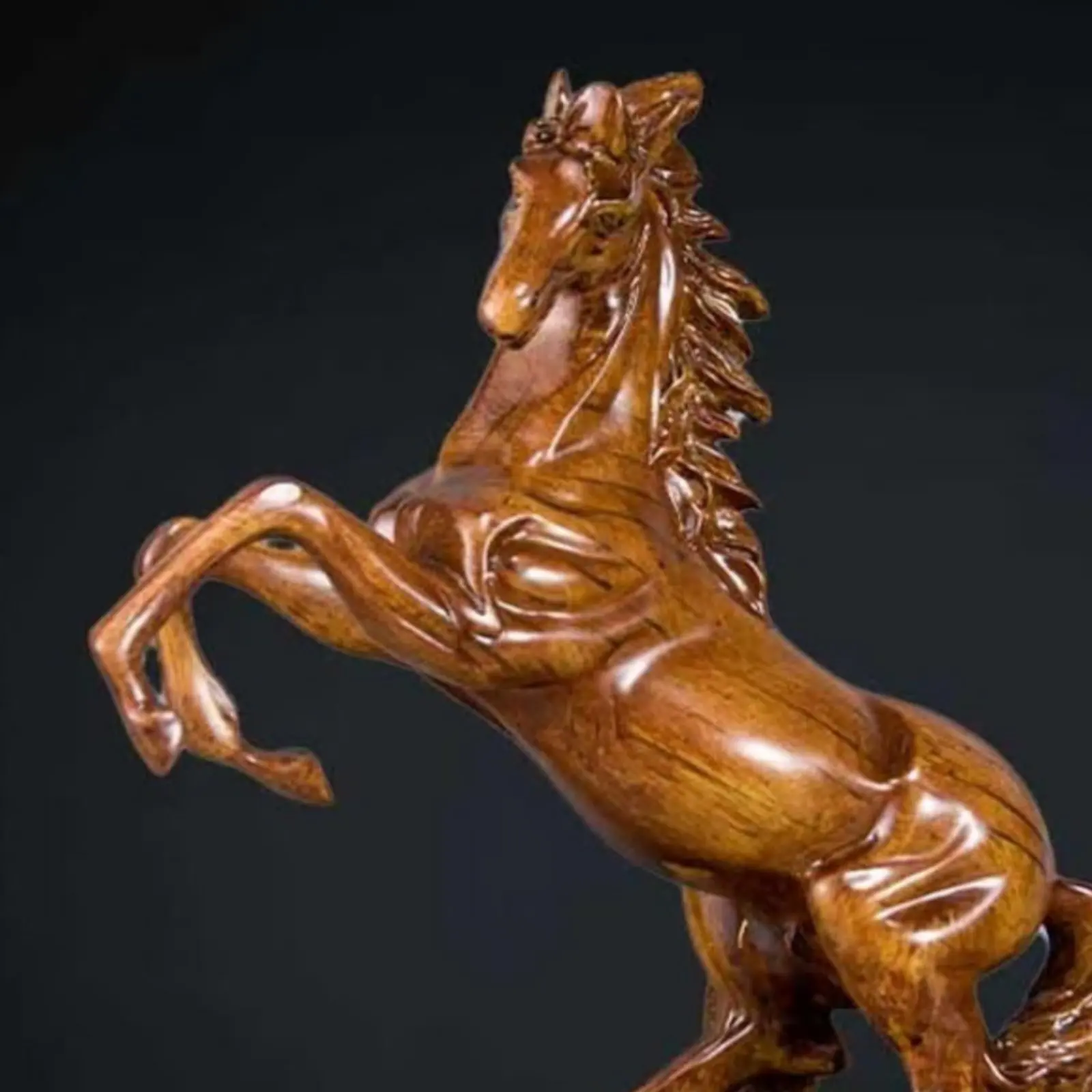 Figura decorativa de caballo en resina – Feng Shui para el hogar - imagen 2