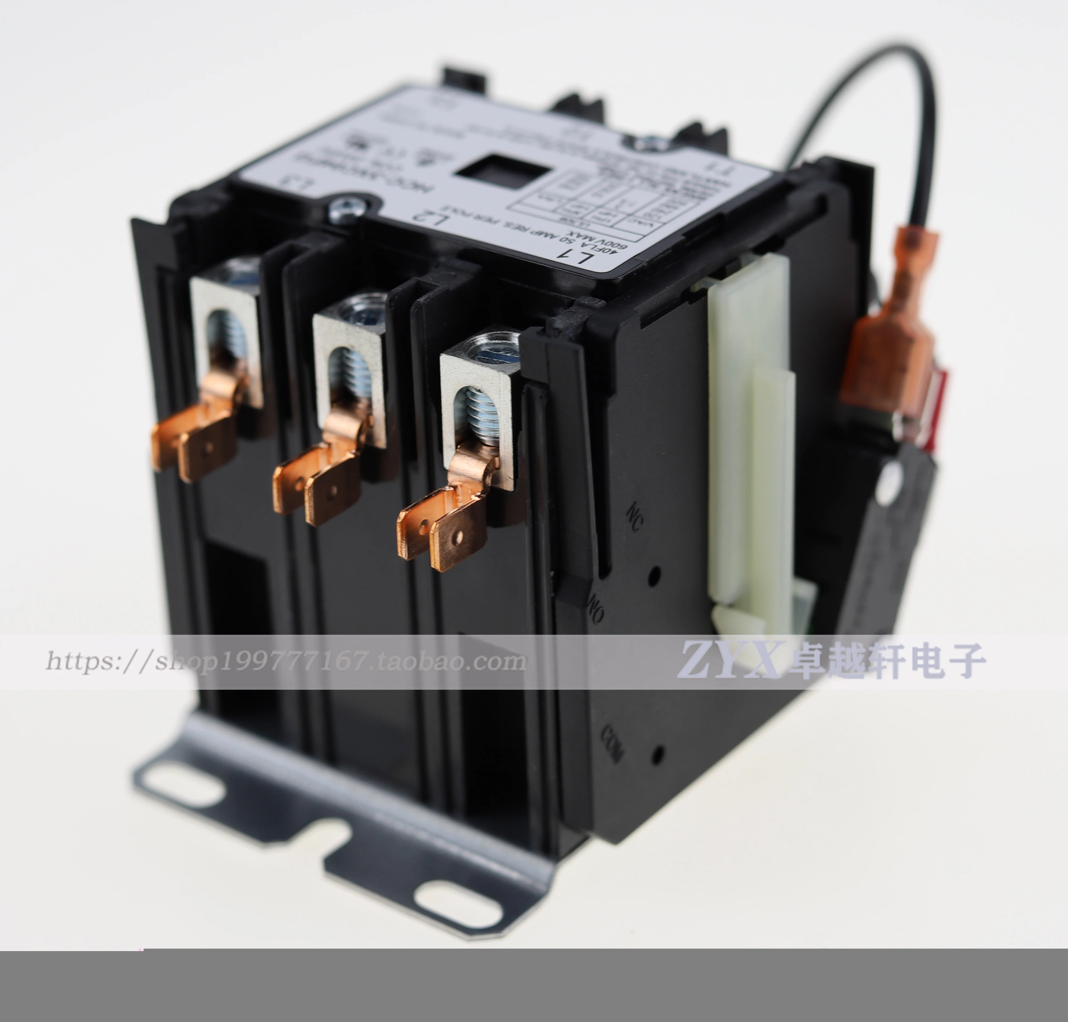 

HCC-3XC04FG Direct Current Coil Voltage 24VDC 40A Three-phase AC Contactor HCC3XC04FG