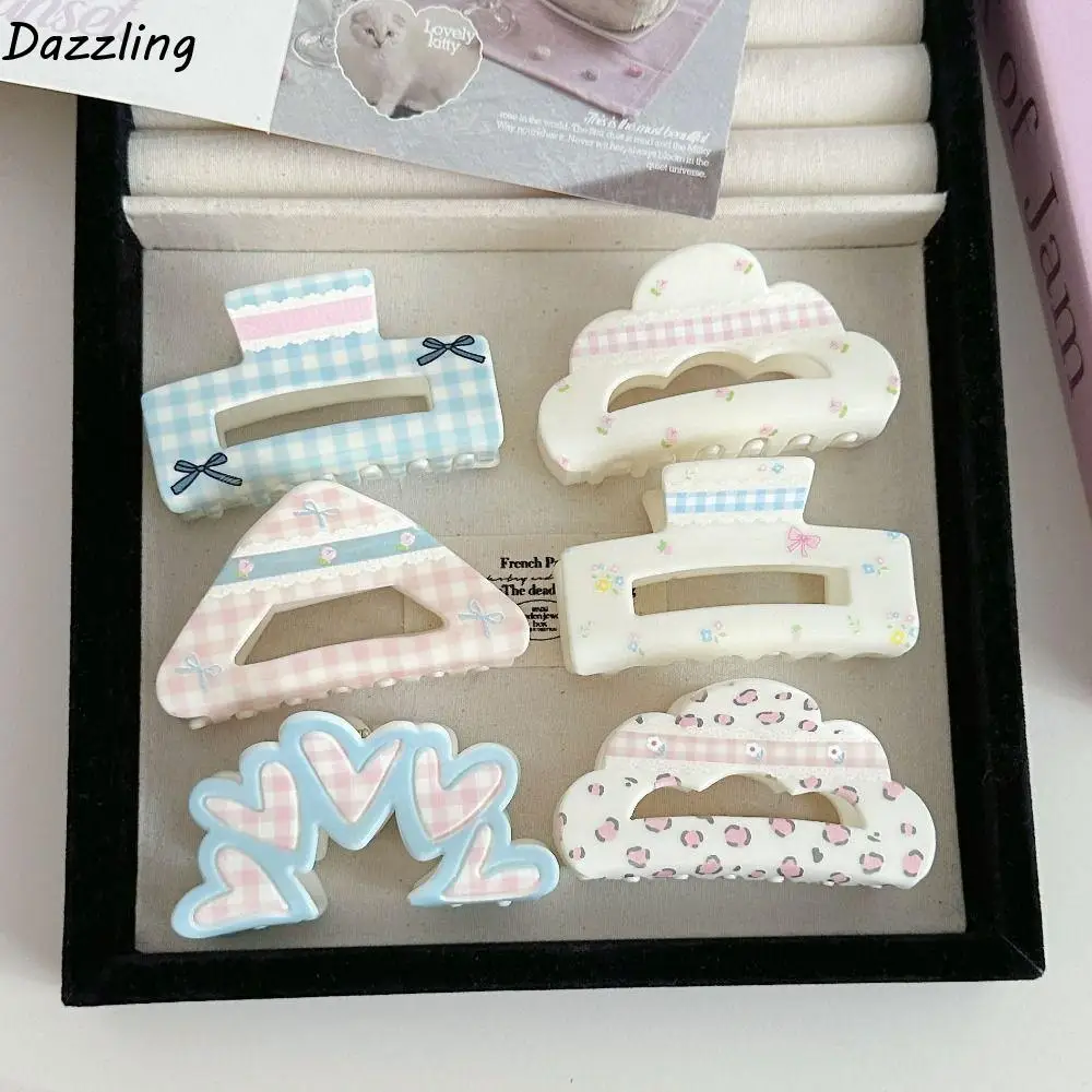 

Korean Style Lattice Hair Crab Clip Flower Triangle Acrylic Bow Hair Claw Hairgrip Ponytail Clip Geometry Shark Clip Daily