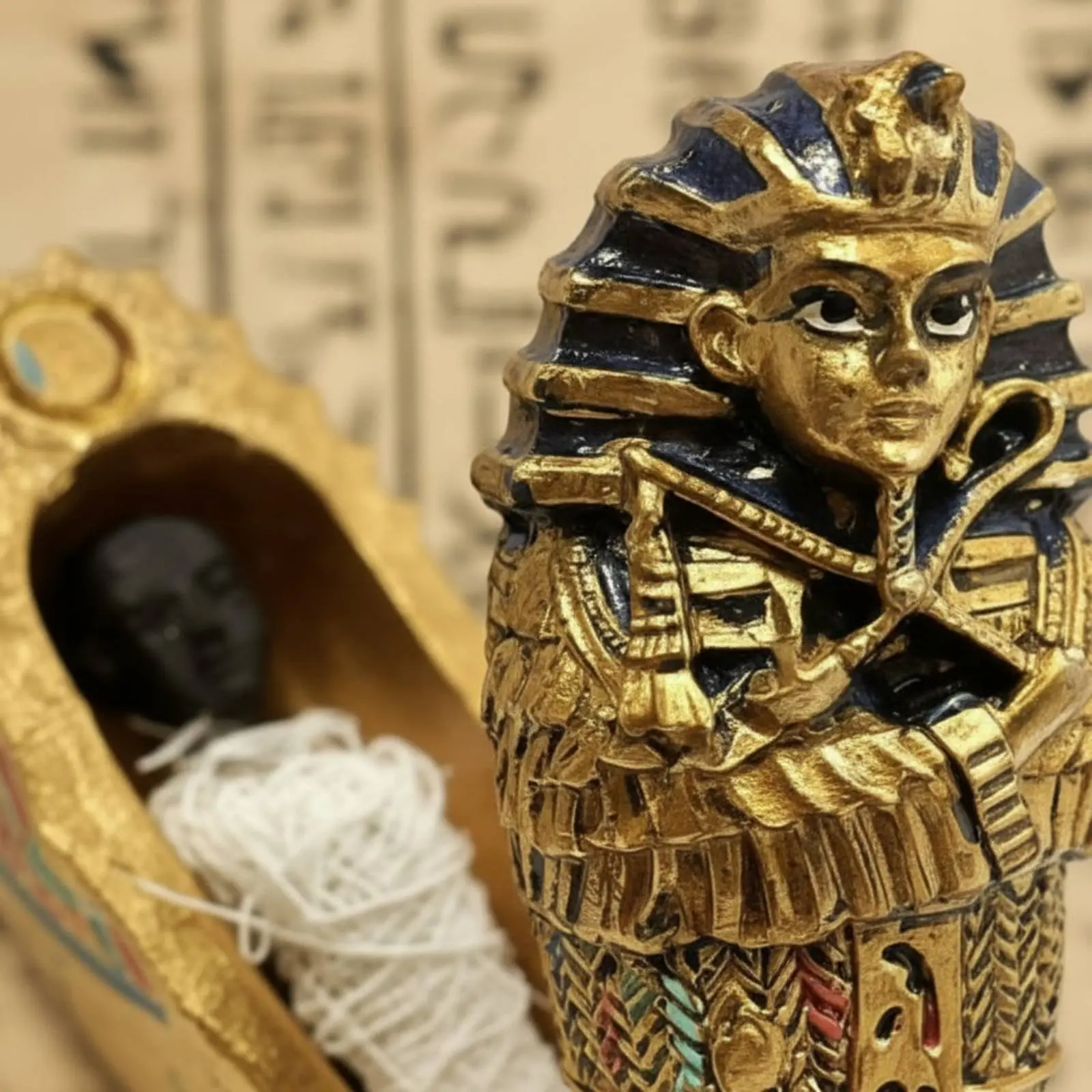 Egyptian Sarcophagus Figurine Resin Pharaoh Casket Figurine Pharaoh Casket Statue Antique Look Sarcophagus Decor Piece for Shelf
