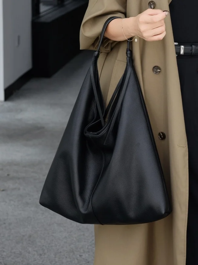 

Большая кожаная сумка через плечо для женщин, сумка для поездок на работу, сумка в ретро-стиле, сумка на одно плечо, из натуральной коровьей кожи