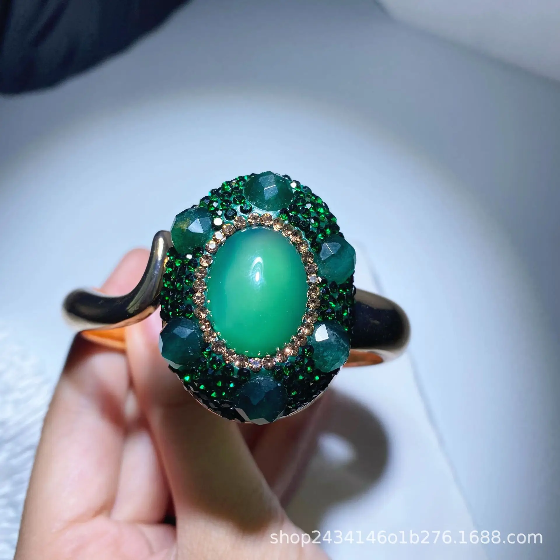 Literary and retro bracelet side opening inlaid handmade malay jade atmospheric fashion jewelry European and American versatile
