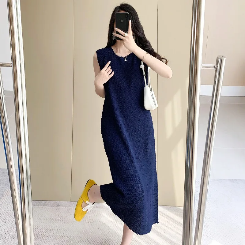 

Летнее плиссированное платье Miyake 2026: простое, модное, элегантное, без рукавов, женское, стрейч, не требует глажки, драпированное, длинное