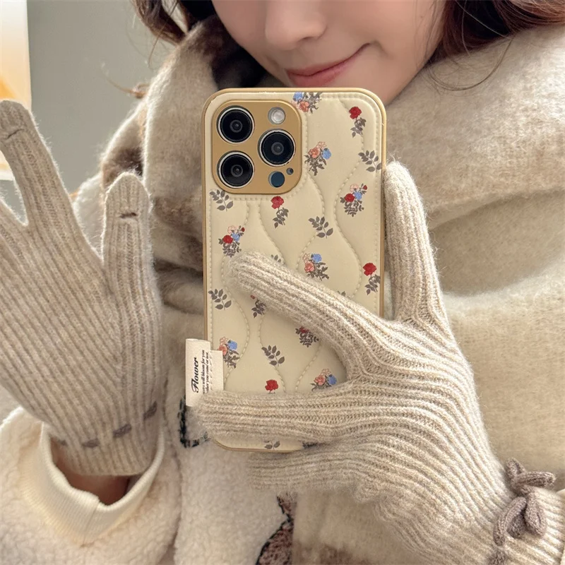 Fashion Flower Puffer Down Jacket Phone Case For iPhone 16 Pro 15 13 14 Pro Max Cover Cute Protective Cases For Apple 15Pro Capa