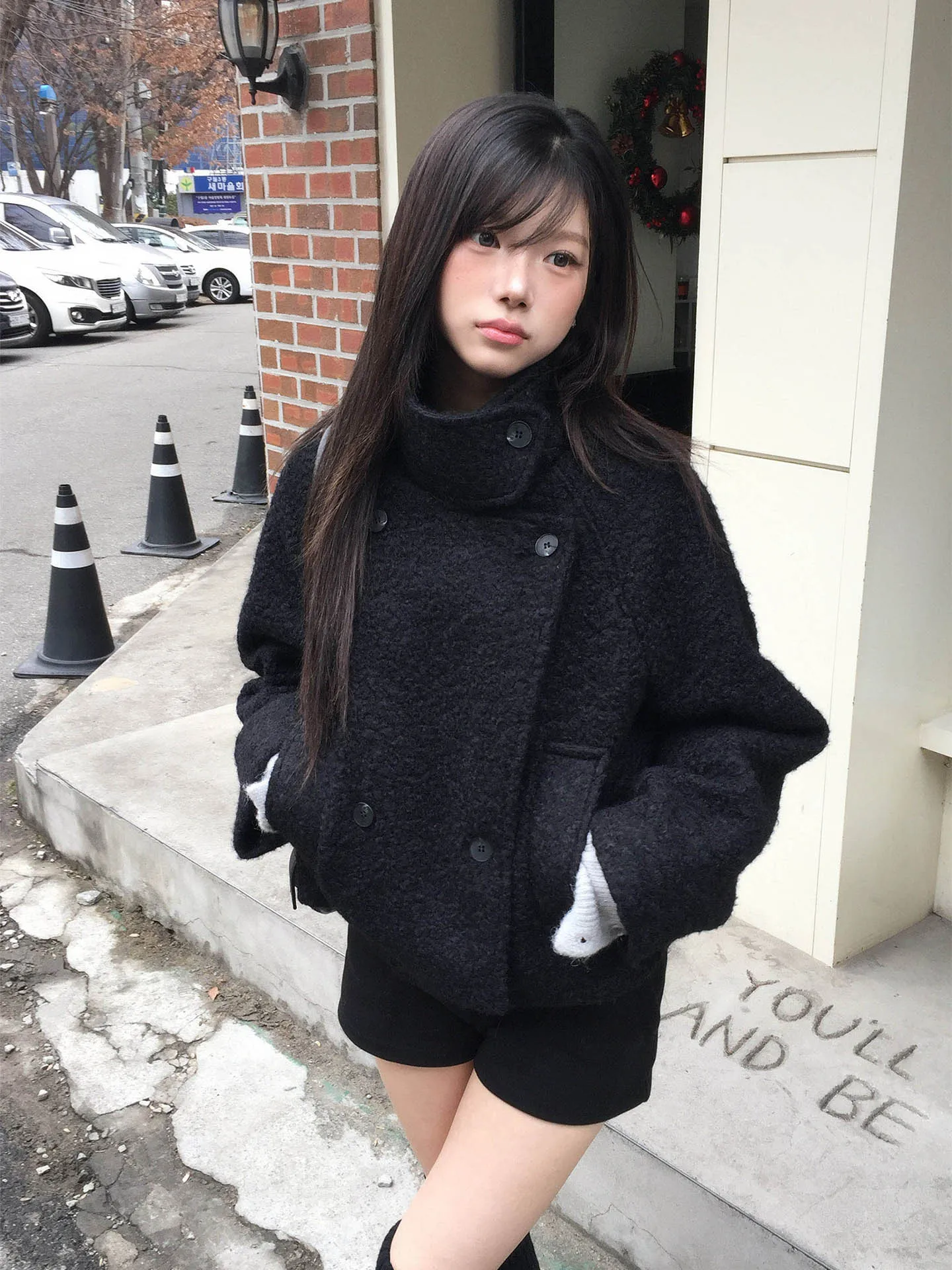 เสื้อโค้ทขนสัตว์สีพื้น ปกตั้ง กระดุมสองเม็ด สไตล์เรโทร ใส่ได้หลายโอกาส ทรงหลวม ไซส์เล็ก สำหรับผู้หญิง ฤดูใบไม้ร่วง ฤดูหนาว รุ่นใหม่