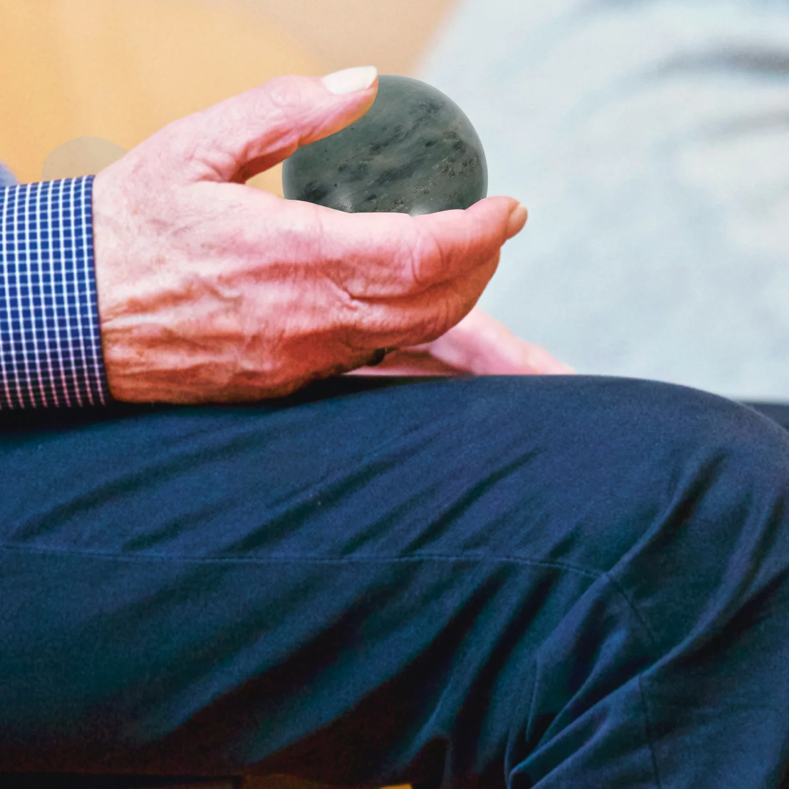 

2Pcs Jade Baoding Balls Natural Crystal Polished Gemstone Hand Exercise Ball 5Cm Dark Green Hand Massaging Meditation Relaxation