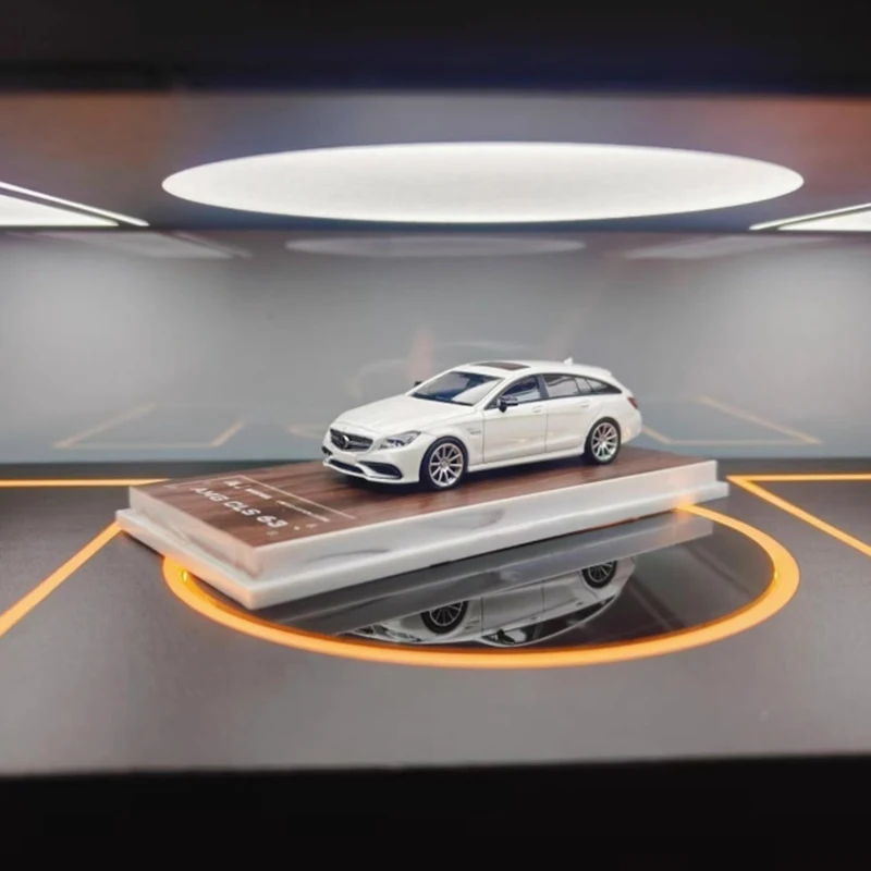 

MJ 1:64 Scale CLS63 Alloy Simulation Car Model Static Collection Decorated Holiday Gifts Toys Souvenir Gift