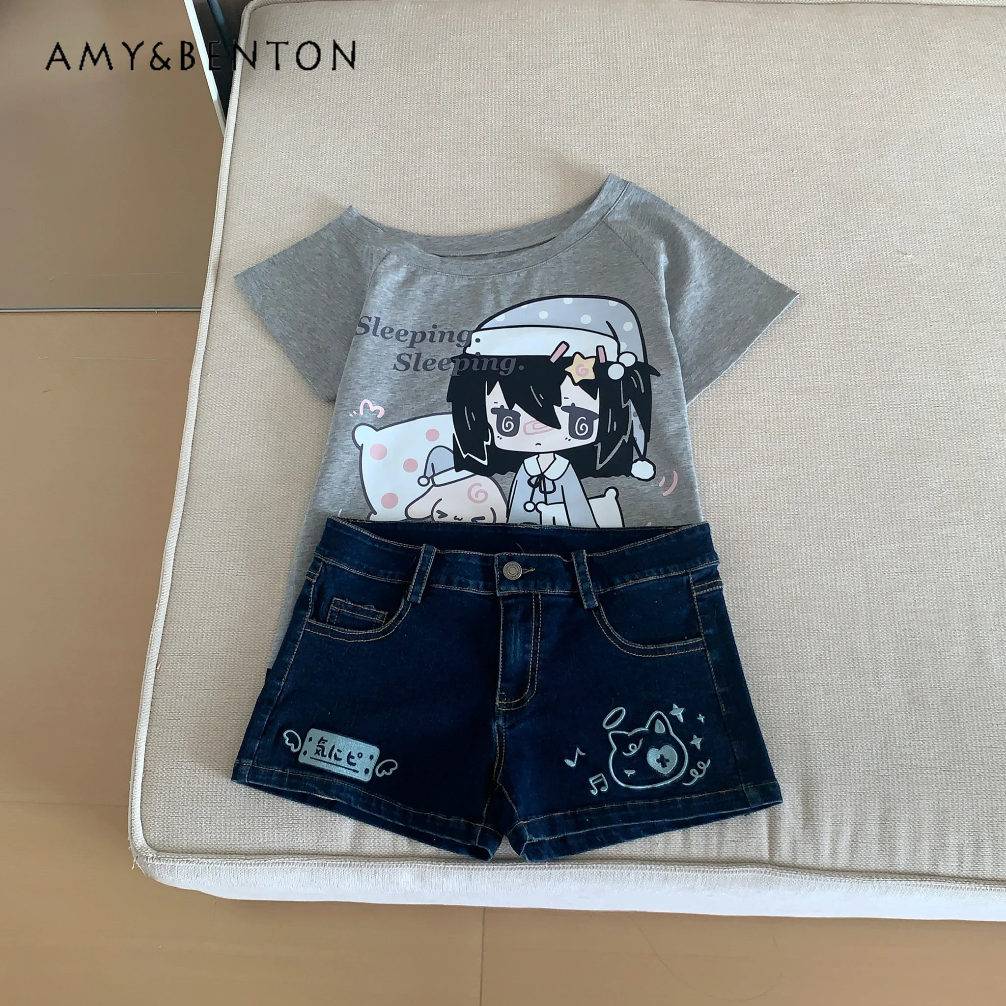 Niedliche Cartoon-gestickte Stretch-Jeans mit hoher Taille für Damen, Sommer, neue süße Spice Girl-Slim-Jeans, vielseitige tägliche Freizeit-Shorts