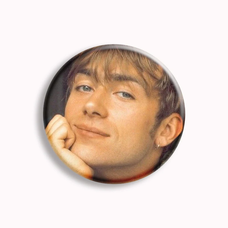 Creativo I Love damomo Albarn Funny Button Pin I Love Blur spilla Badge per zaino cappello accessori collezione fan 58mm