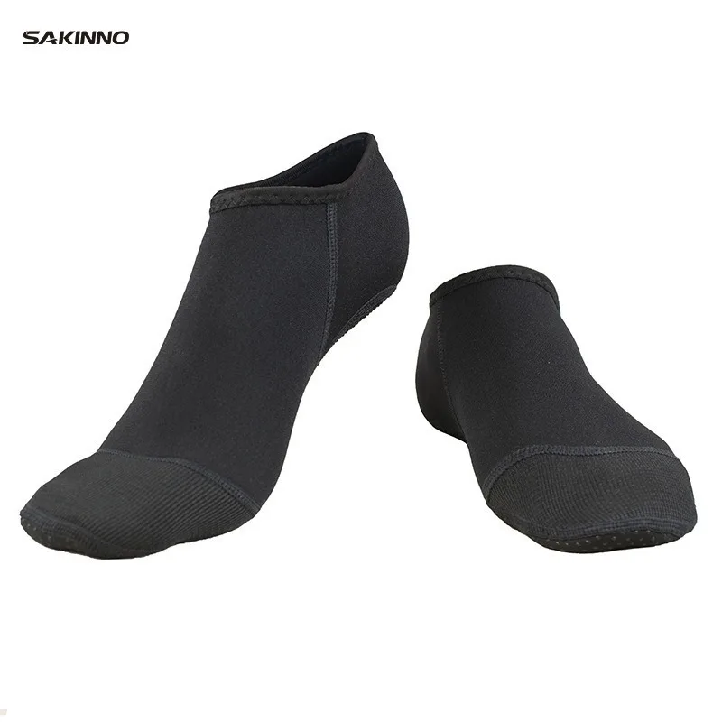 3mm Neoprene Diving Socks Anti-Slip Water Sports Shoes for Snorkeling Swimming Wading and Beach Yoga Men Women