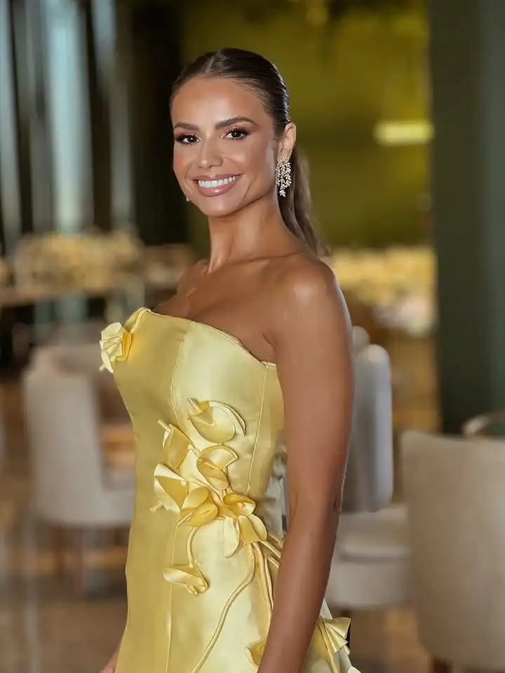 Vestidos de noche árabes personalizados, con flores amarillas, vestidos formales para mujeres, vestidos de fiesta sin tirantes, vestidos de novia para mujeres de Dubái, vestidos para fiestas.