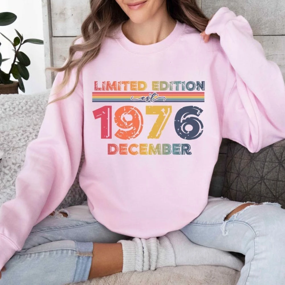 

LIMITED EDITION 1976 Retro Birthday Sweatshirt Vintage 50th Birthday Gift Clothing Women Casual Daily Life Crewneck Pullover
