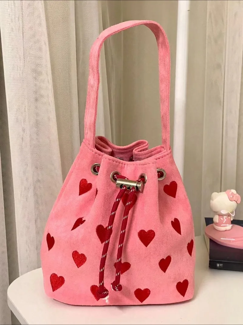 İpli Kova Bolsos Mujer Aşk Kalp Nakış El Çantası Yeni Gelişmiş Sense Kesesi Femme Omuz Crossbady Çanta Bolso