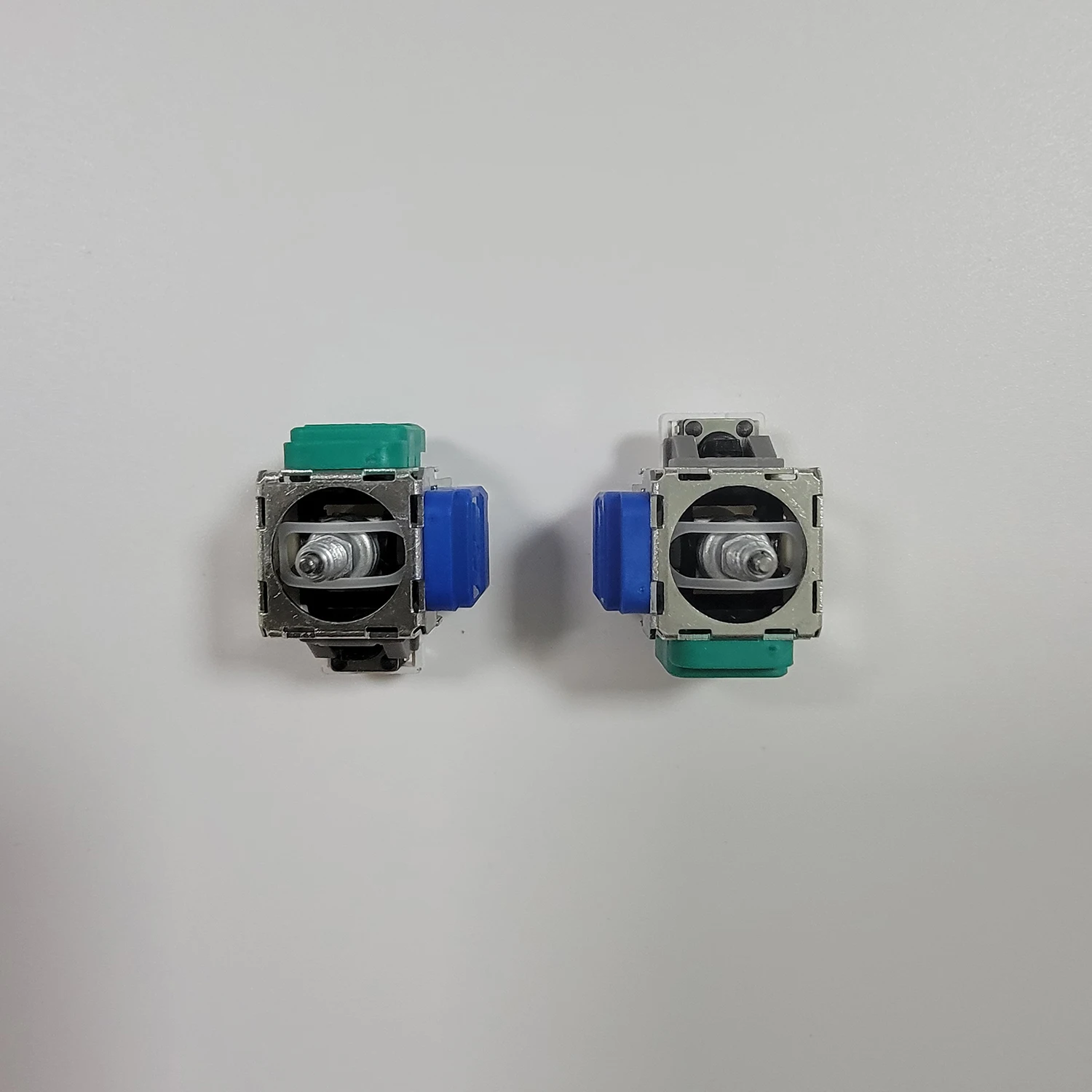 10pcs K-SILVER JS13 PRO TMR 3D Analog for Xbox Elite 2 Gamepad Controller Rocker Thumbstick TMR Electromagnetic Joystick