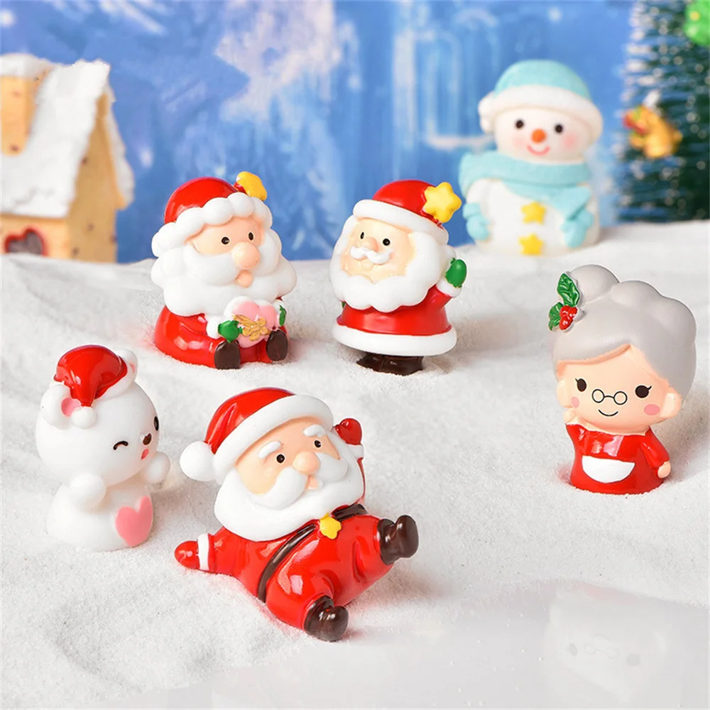 Christmas Figurines Miniature Santa Claus Snowman Micro Landscape Ornaments For Home Decorations Kawaii Desk Decor Room Gift