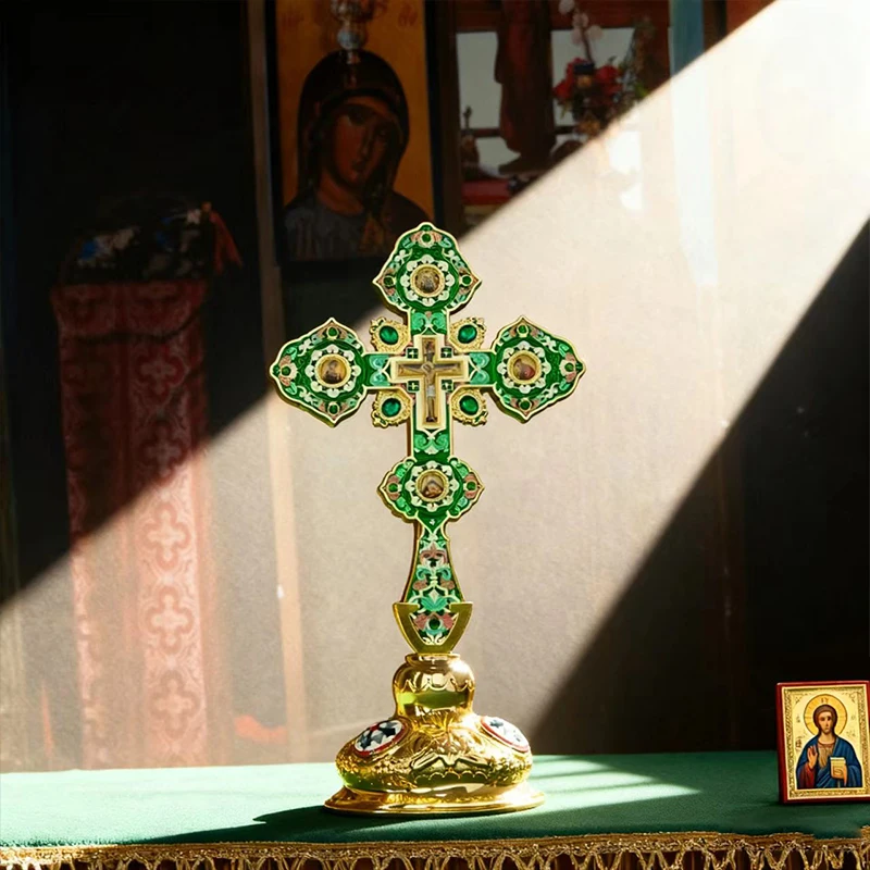 Luxuriöses Orthodoxes Christliches Geschenk: Vergoldetes Grünes Cloisonné-Standkreuz, Kirchenqualität, Altar-Kruzifix für Spirituelle Heimdekoration – Detail 6