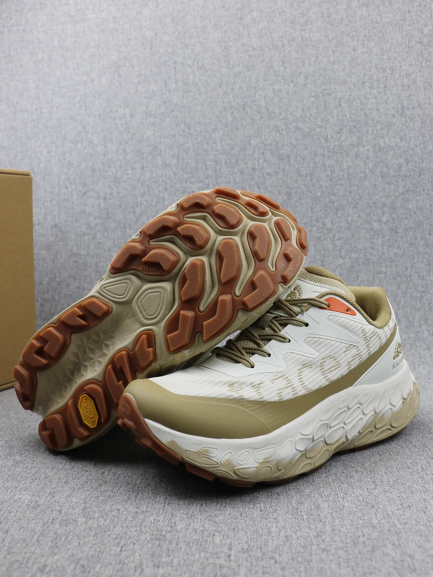 2025 جديد الأكثر مبيعا أحذية المشي عالية الجودة المضادة للانزلاق دائم أحذية رياضية كاجوال أحذية المشي لمسافات طويلة ممتازة