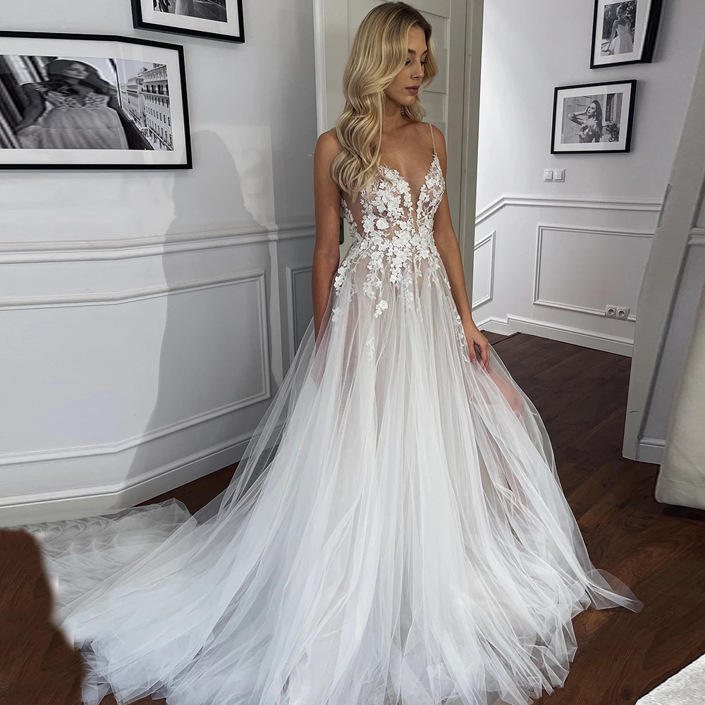 

Ivory Wedding Dresses 2023 Women Spaghetti Strap Sleeveless Long Bride Dress Lace Applique Illusion Sexy Elegant Party Gowns