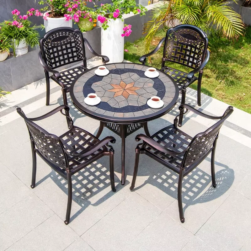 Garden Outdoor Cast Aluminum Tables And Chairs for 4 people Courtyard Garden Hotel Urniture Terrace Rust-Resistant Combination