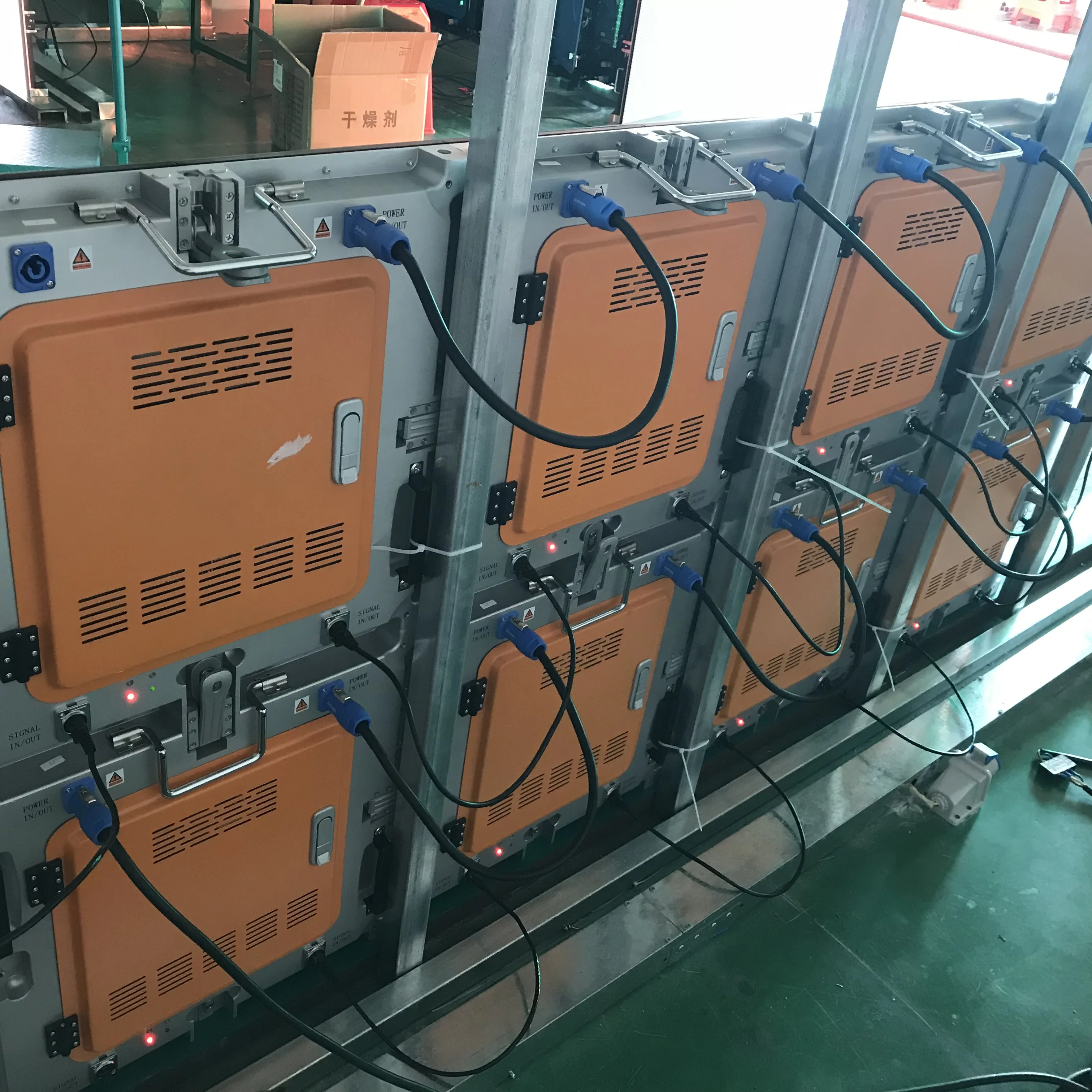 4K Publicidade Comercial Tela LED Serviço Frontal P1.875 Painel de Parede de Vídeo LED Pequeno Passo de Pixel Interno