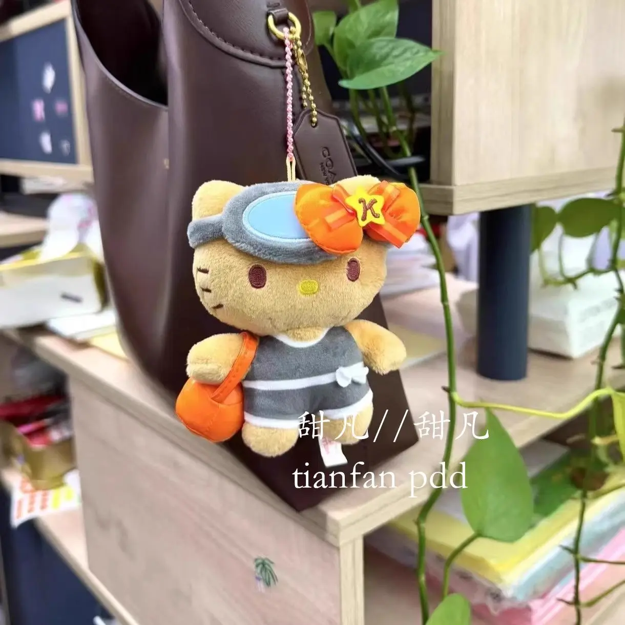 Sanrio Kawaii 헬로 키티 봉제 인형 학생 책가방 펜던트 애니메이션 만화 귀여운 배낭 액세서리 소녀 크리스마스 선물 완구