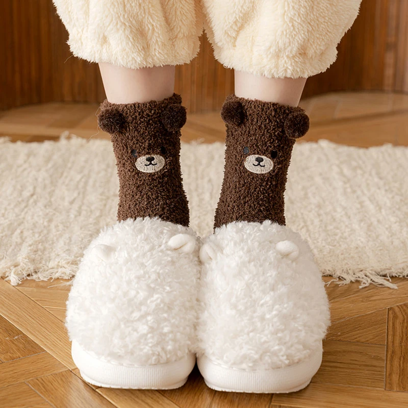 New Coral Fleece Cute Bear Socks for Women Fashion Winter Warm Soft Middle Tube Sock Korean Style Thick Breathable Velvet Socks