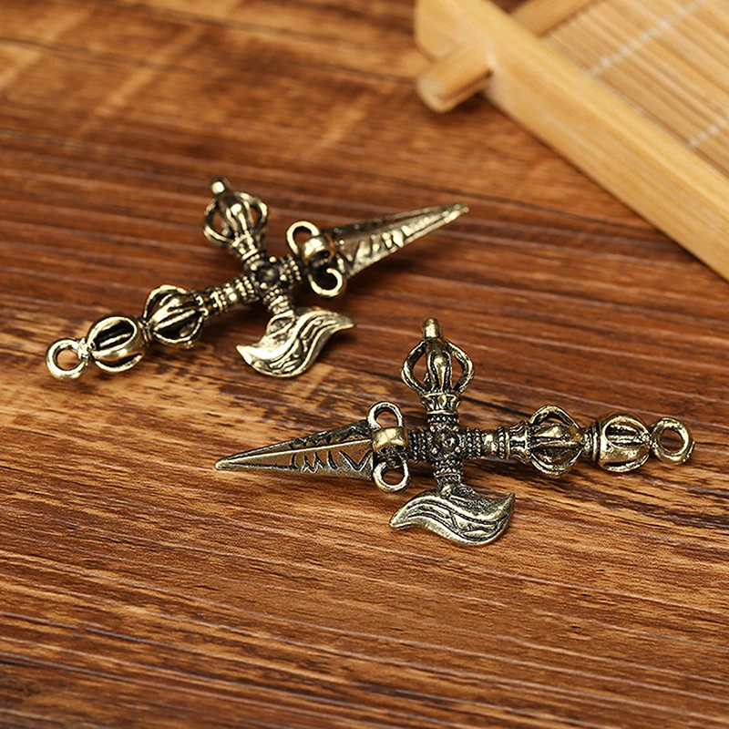 1PCS Vintage Brass Vajra Pestle Feng Shui Ornament Religious Collection Buddha Instrument Amulet Antique Home Decorations