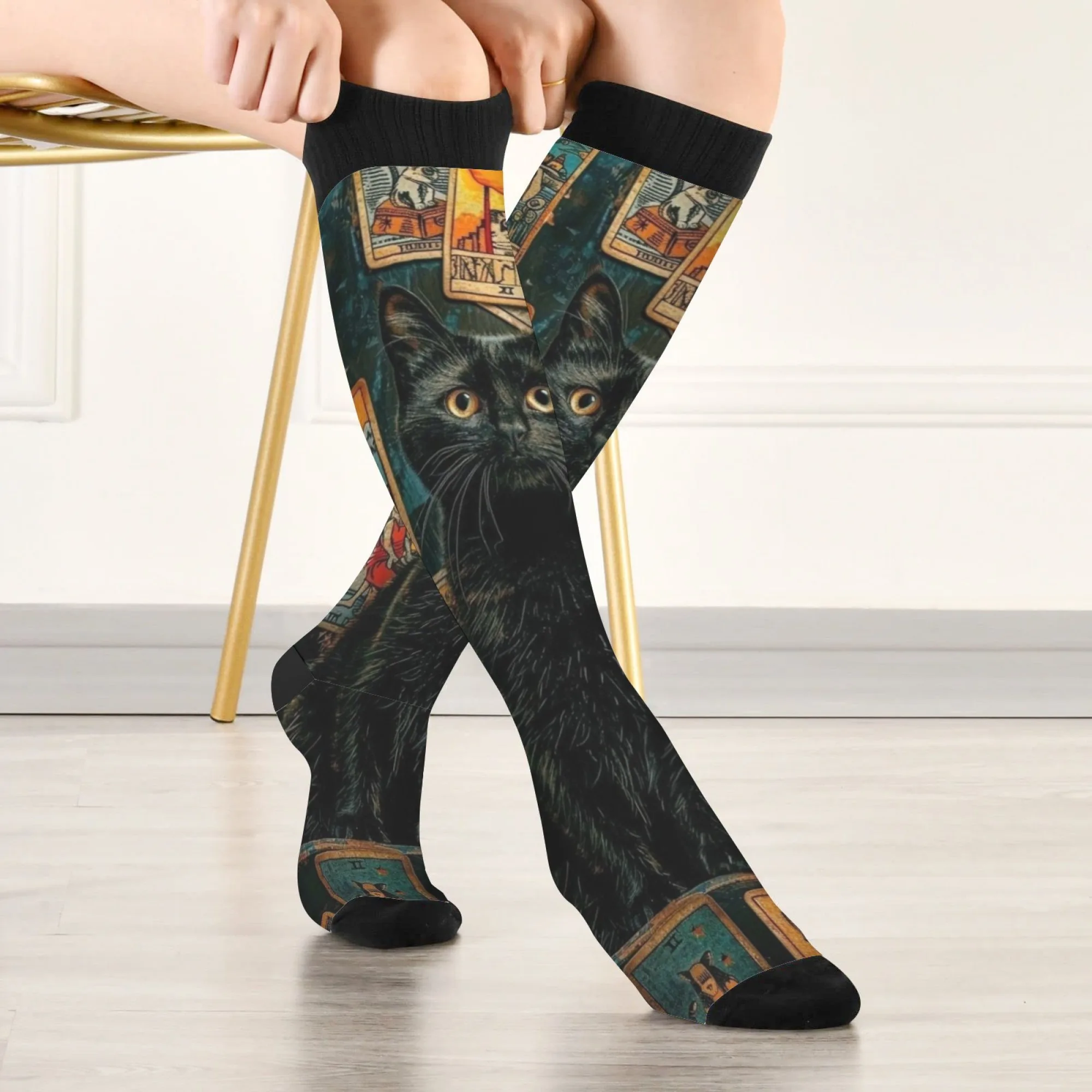 Black Cat Tarot cards Print Socks Comfortable Breathable Non-slip Long Socks Harajuku Style Casual Fashion Sports Socks Gift