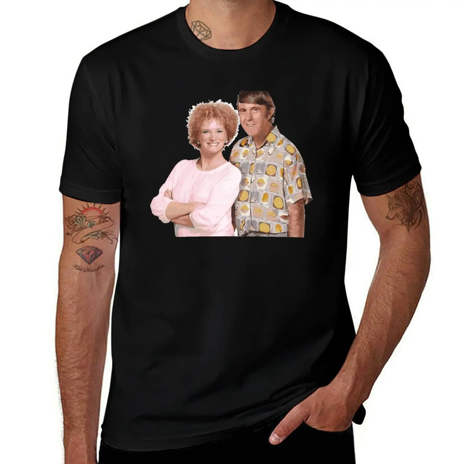 

Kath & Kim, Kel Knight T-Shirt Basic Solid Color Short Sleeve T-Shirt