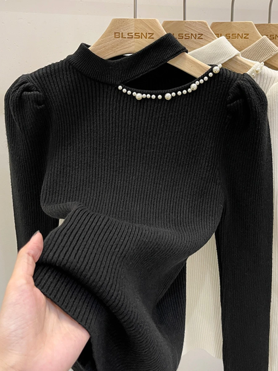 Fashion Simple Pearl Half Turtleneck Sweater Women 2023 New Spring Sense Cut-out Bottoming Long Sleeve Off-Shoulder Sweater Top