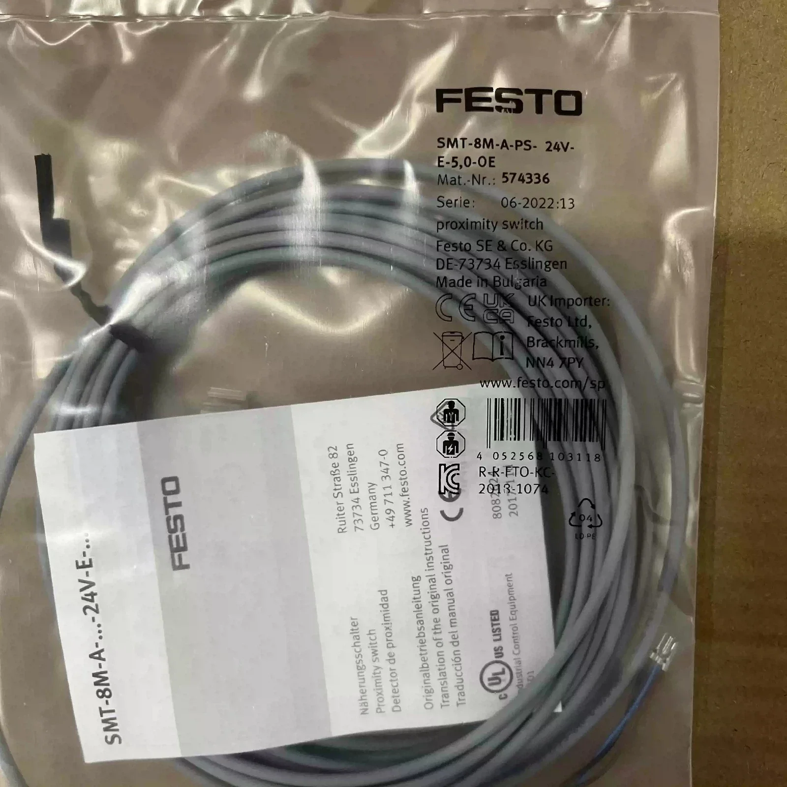 Proximity sensor  SMT-8M-A-PS-24V-E-5,0-OE 574336