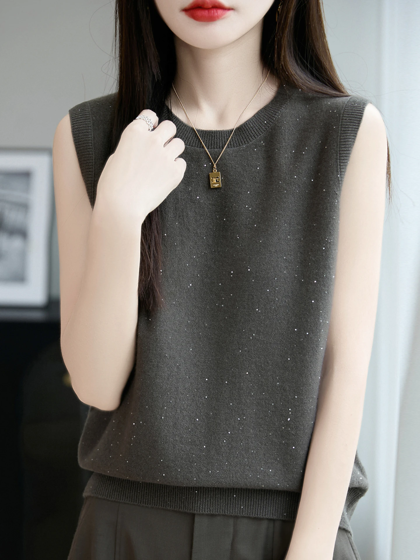 엘리 시퀸 순모 스웨이드 라운드 네이키드 니트 베스트 여성 아우터웨어 이너 매치 탑 베이스 아이르트 스웨터 베스트